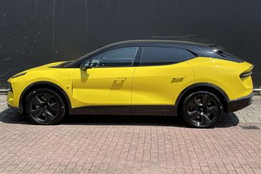 Lotus Eletre 4WD 605 — photo 9