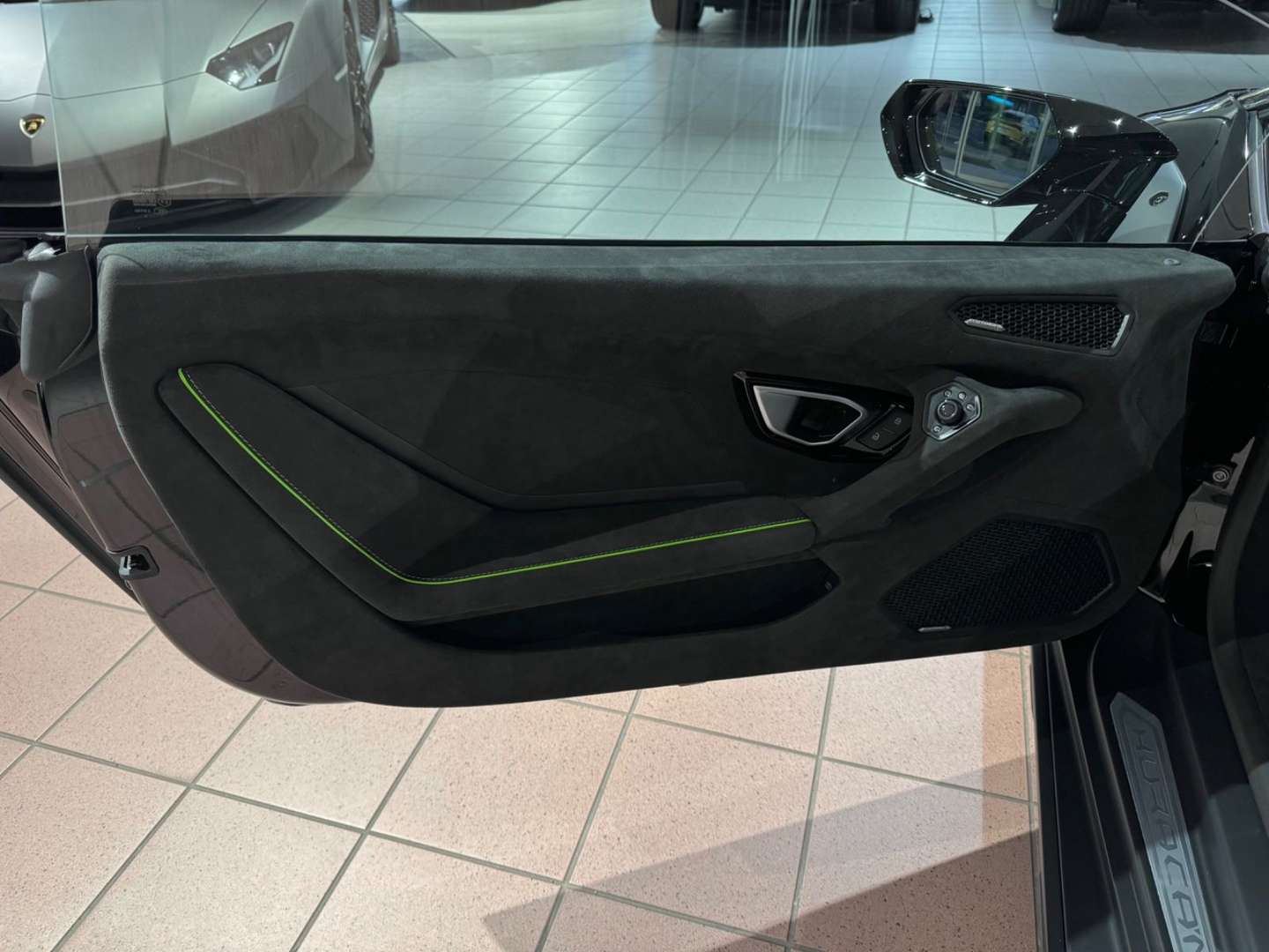 Lamborghini Huracán Sterrato - 2024 - Joinsteer - #14