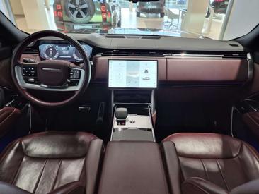 Land Rover Range Rover D350 — photo 10