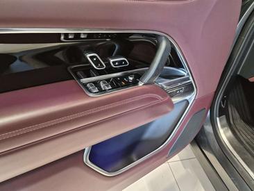 Land Rover Range Rover D350 — photo 13