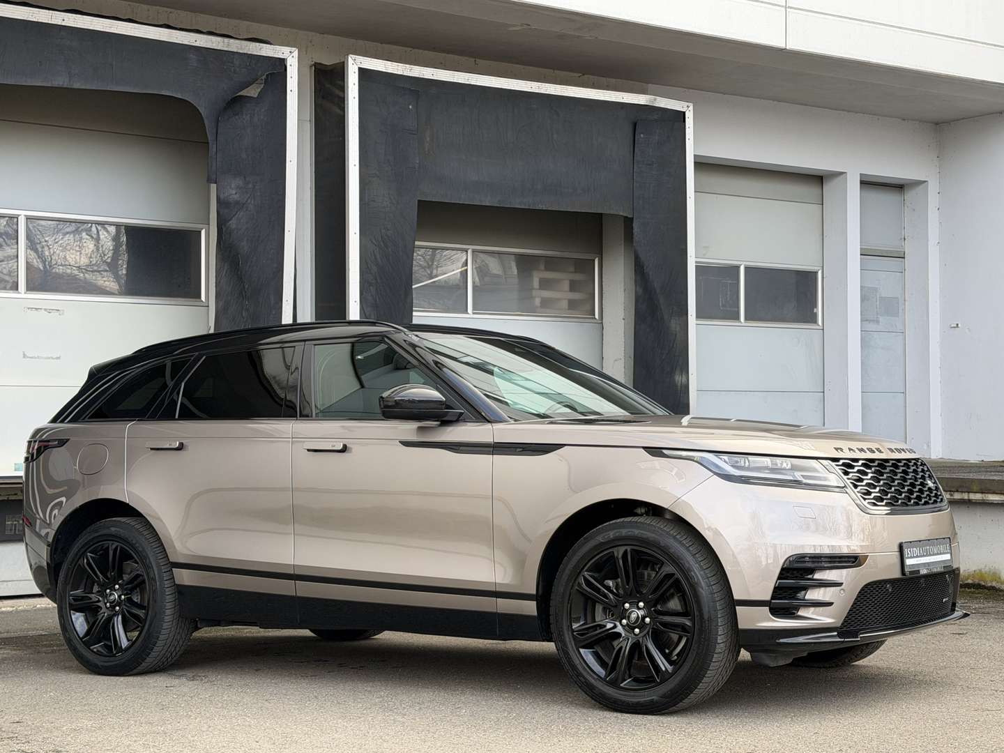Land Rover Range Rover Velar D200 R-Dynamic SE Black Pano - 2023 - Joinsteer - #8