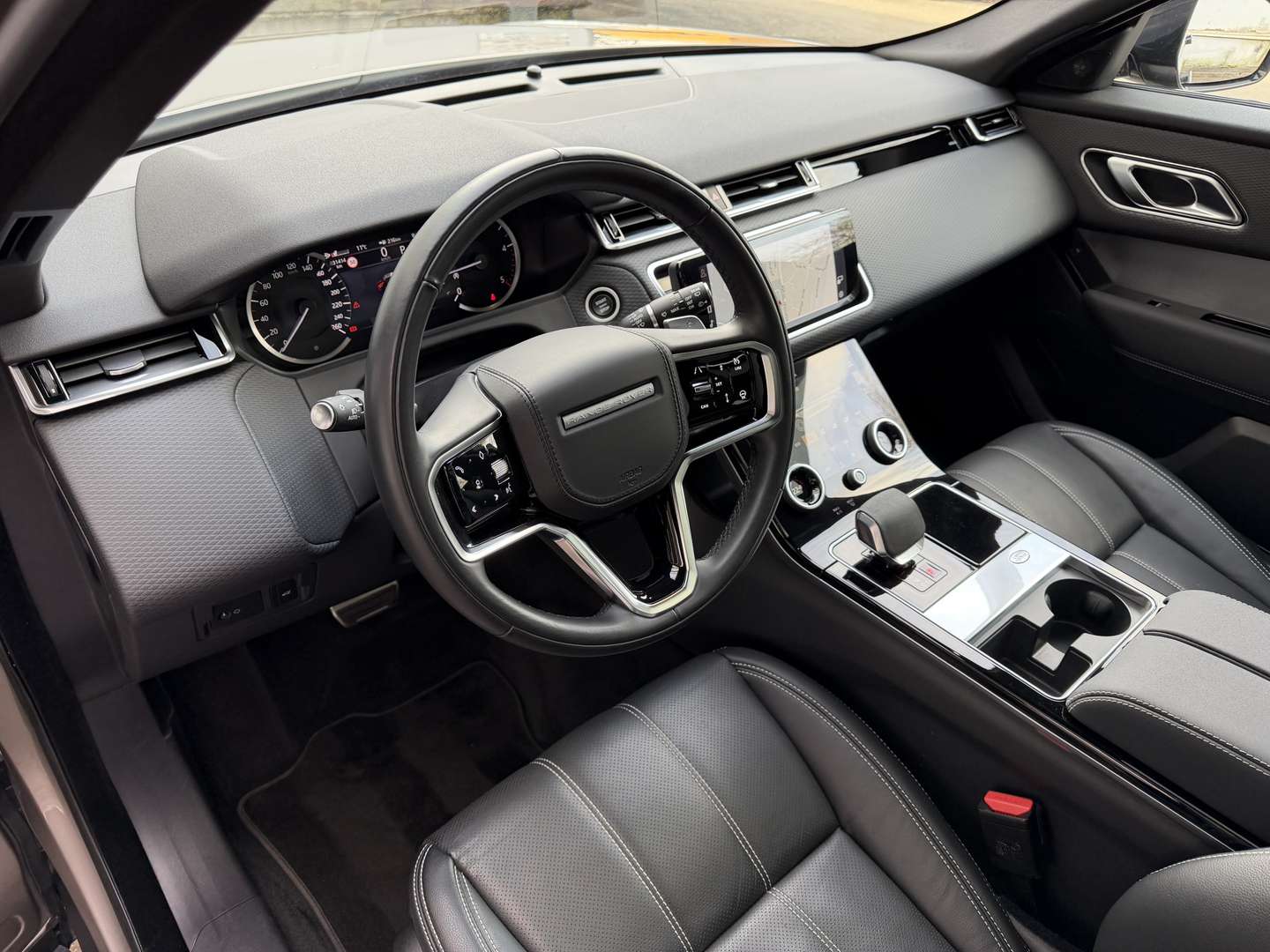 Land Rover Range Rover Velar D200 R-Dynamic SE Black Pano - 2023 - Joinsteer - #12