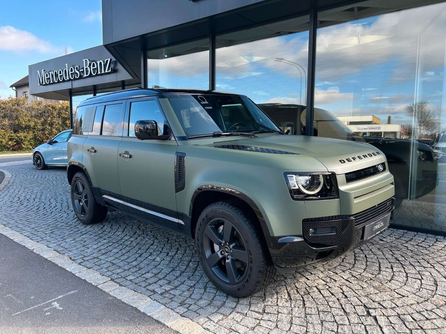 Land Rover Defender 110 X-Dynamic SE - 2023 - Joinsteer - #4