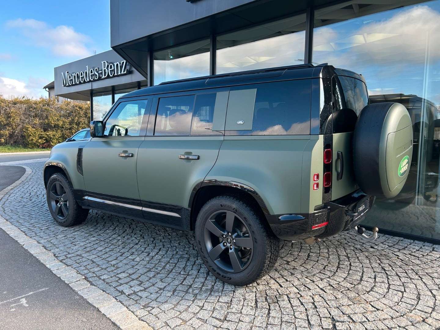 Land Rover Defender 110 X-Dynamic SE - 2023 - Joinsteer - #5
