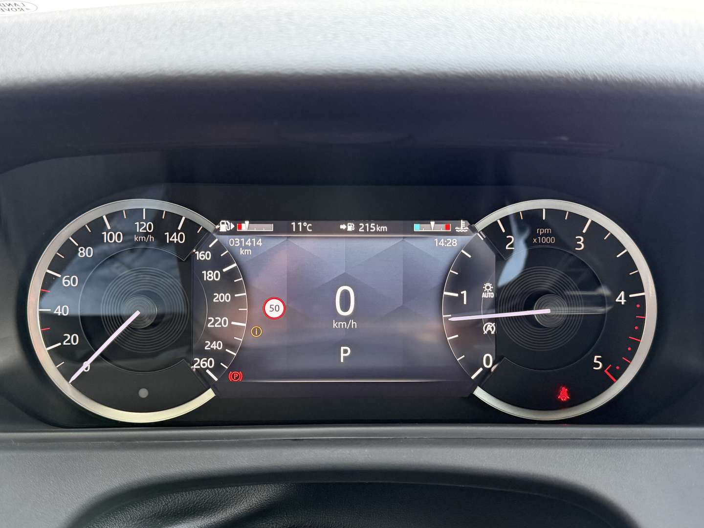 Land Rover Range Rover Velar D200 R-Dynamic SE Black Pano - 2023 - Joinsteer - #19