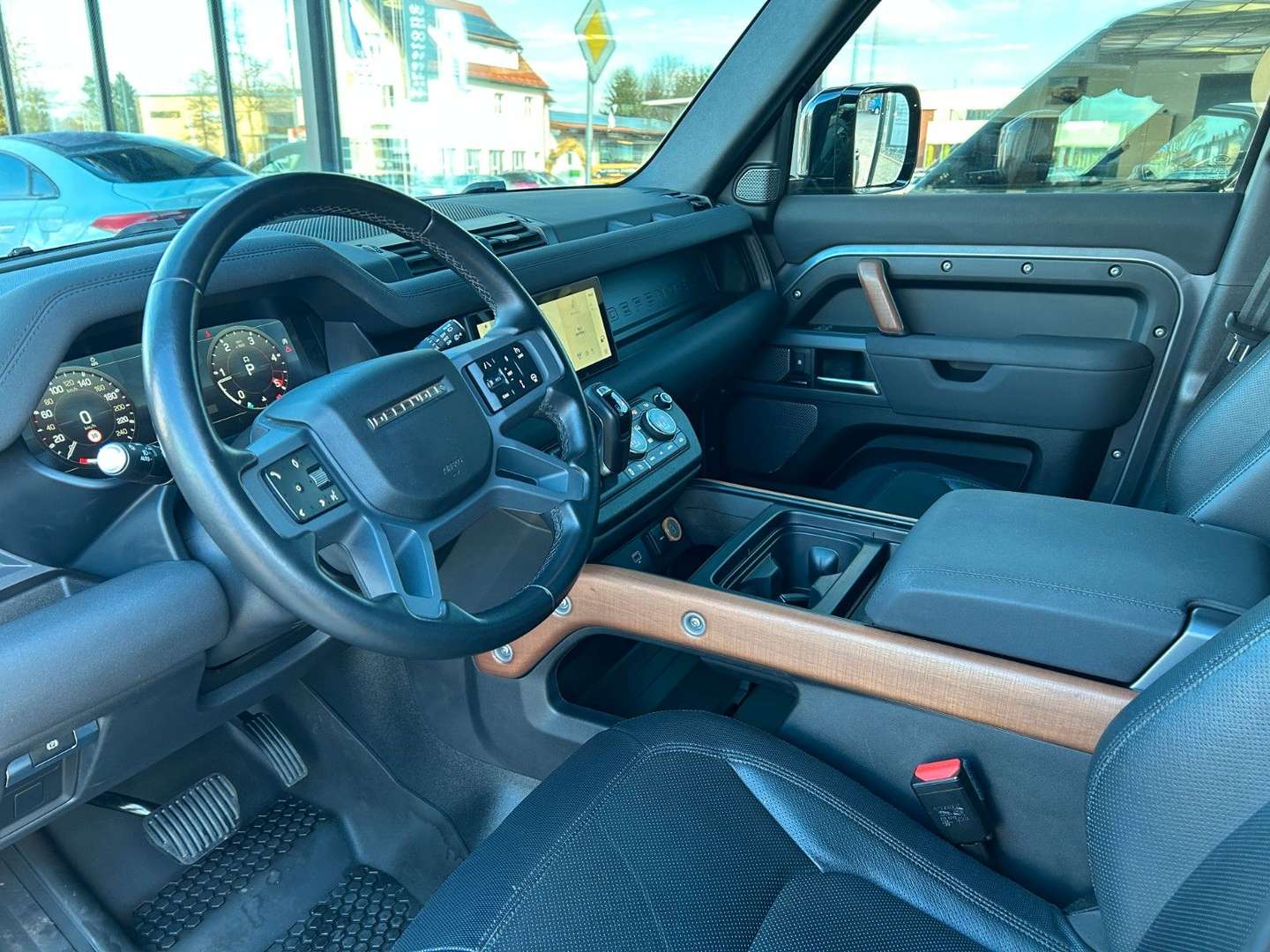 Land Rover Defender 110 X-Dynamic SE - 2023 - Joinsteer - #11