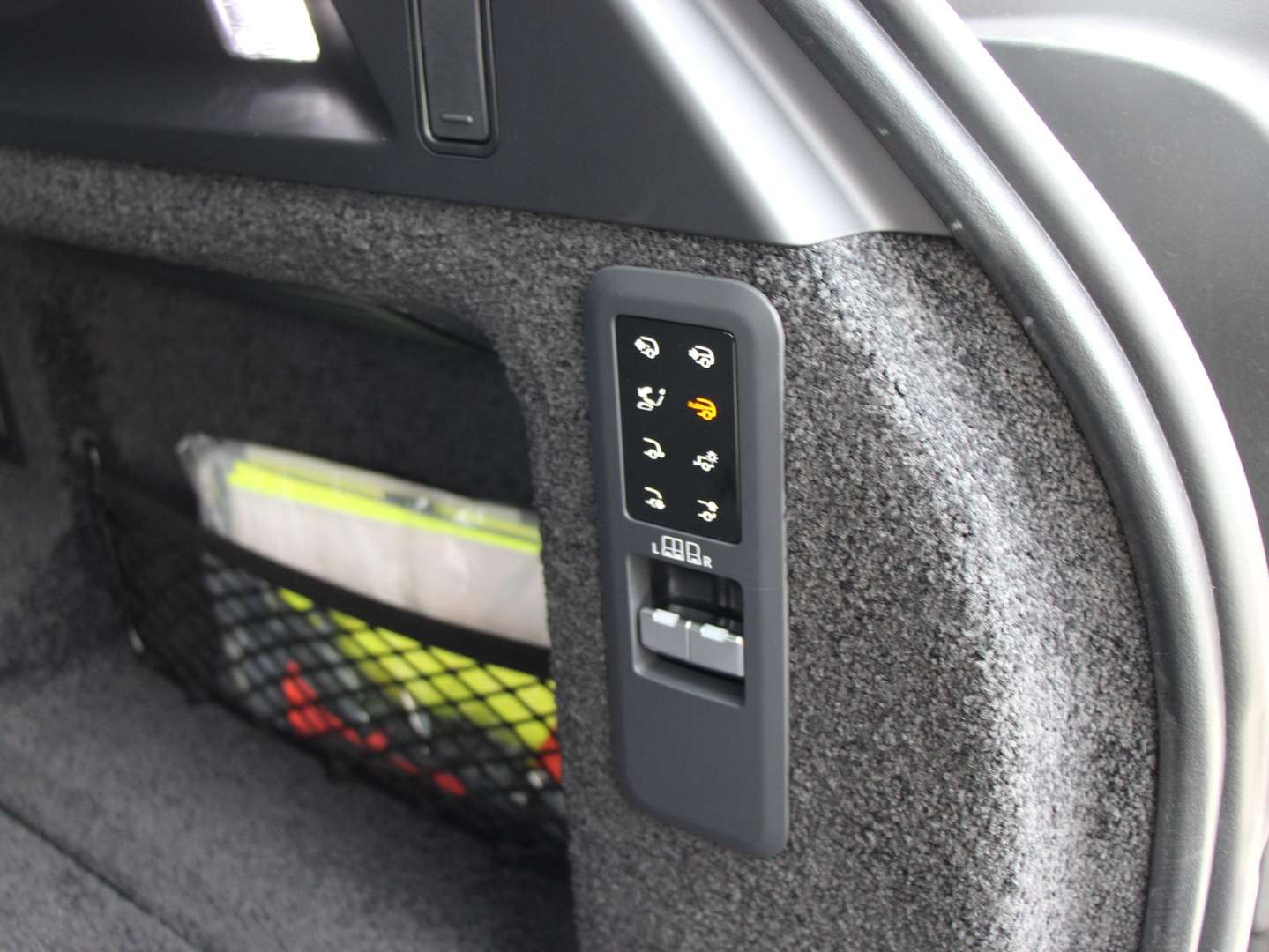 Land Rover Range Rover P550e Autobiography PHEV - 2026 - Joinsteer - #9