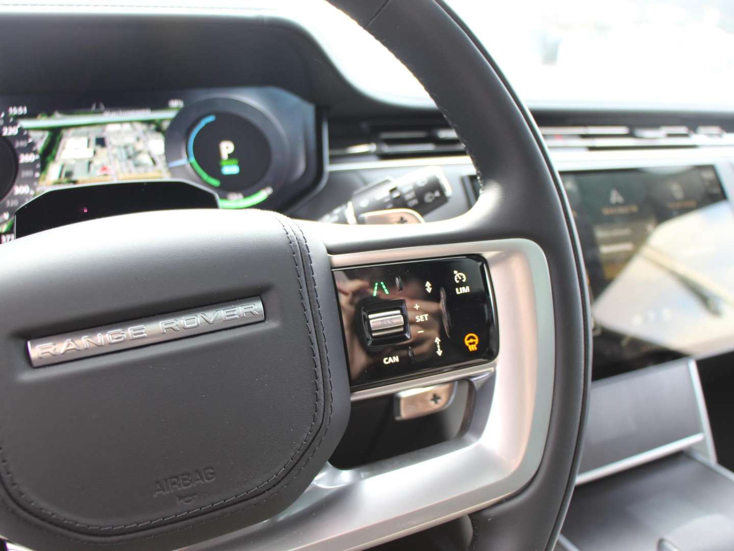 Land Rover Range Rover P550e Autobiography PHEV - 2026 - Joinsteer - #18