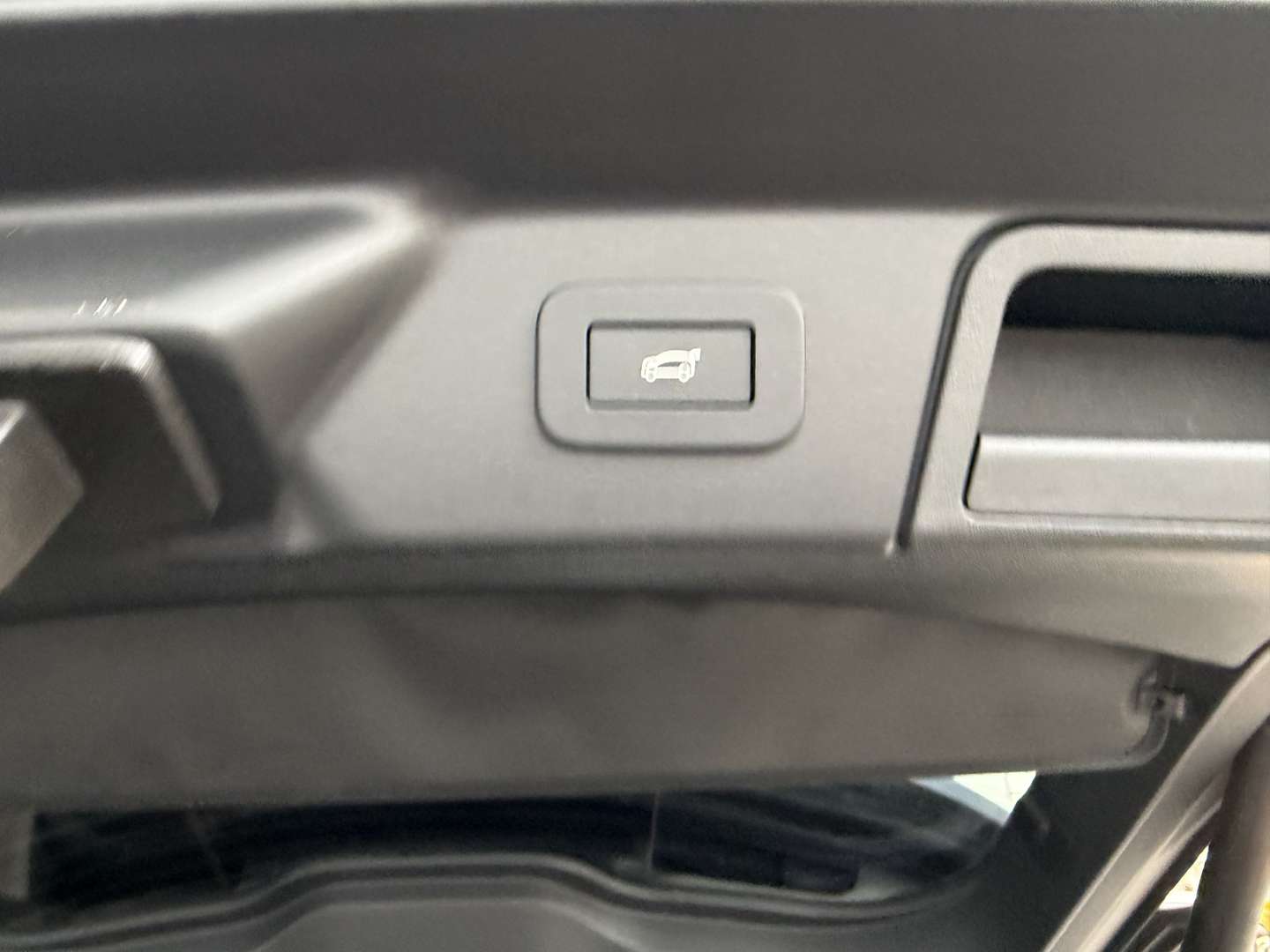 Land Rover Range Rover Velar D200 R-Dynamic SE Black Pano - 2023 - Joinsteer - #31