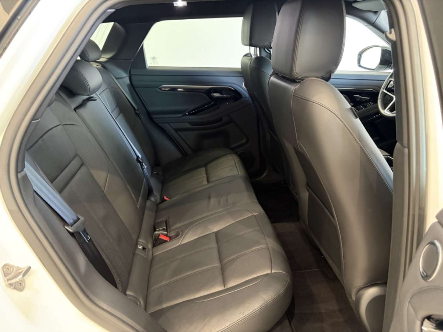 Land Rover Range Rover Evoque P300e R-Dynamic SE Hybrid - 2023 - Joinsteer - #5