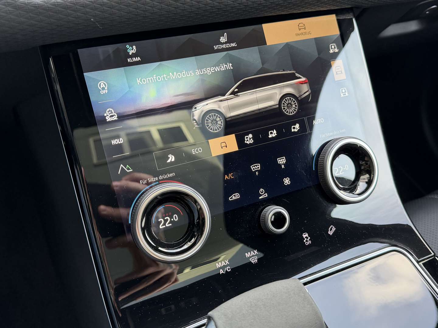 Land Rover Range Rover Velar D200 R-Dynamic SE Black Pano - 2023 - Joinsteer - #39