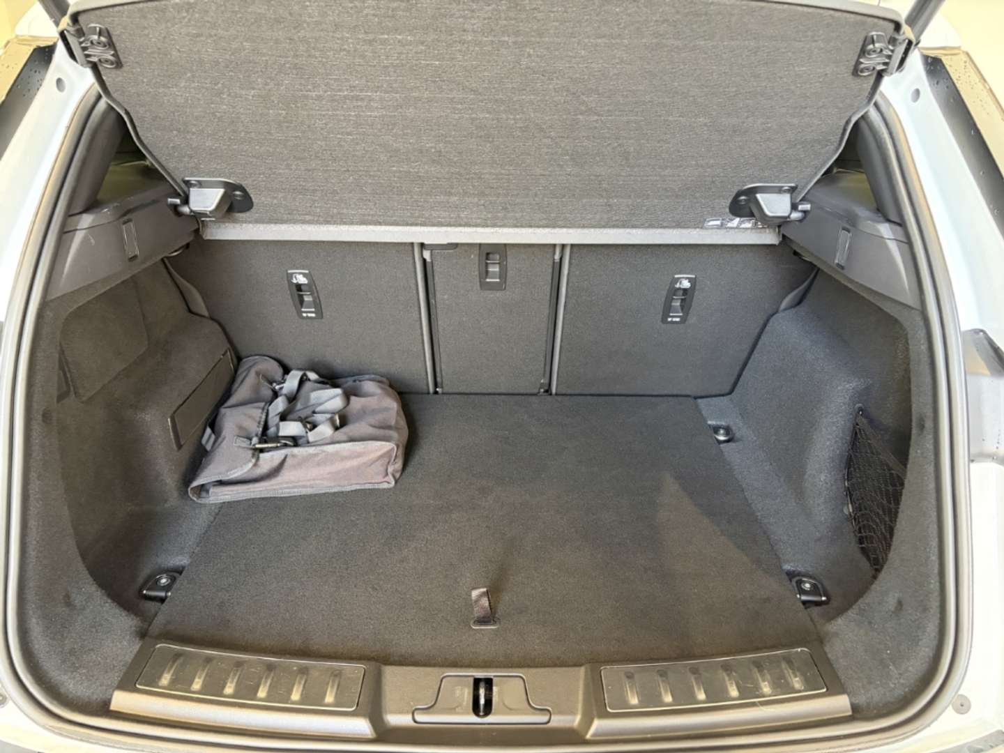 Land Rover Range Rover Evoque P300e R-Dynamic SE Hybrid - 2023 - Joinsteer - #10