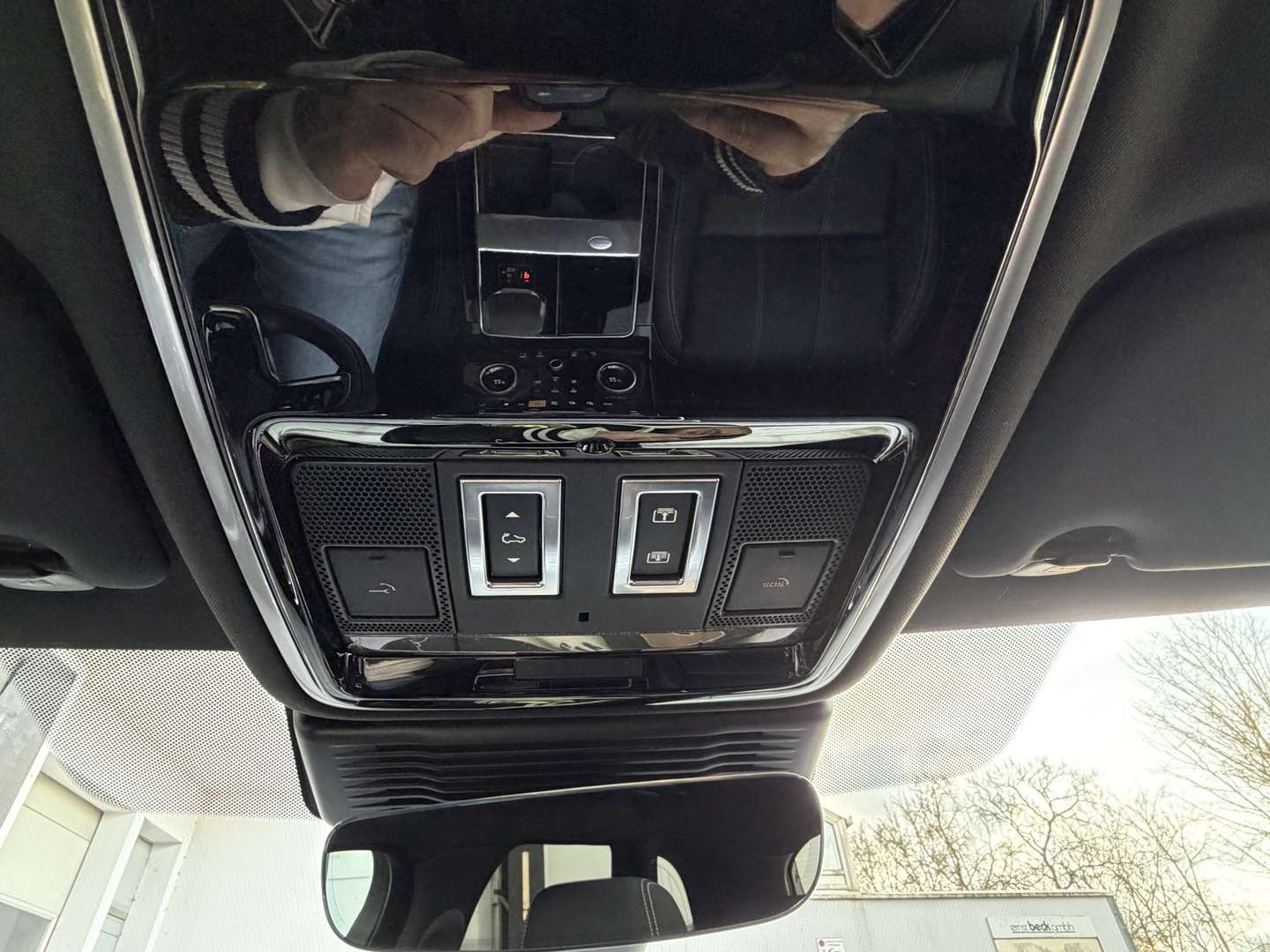 Land Rover Range Rover Velar D200 R-Dynamic SE Black Pano - 2023 - Joinsteer - #42