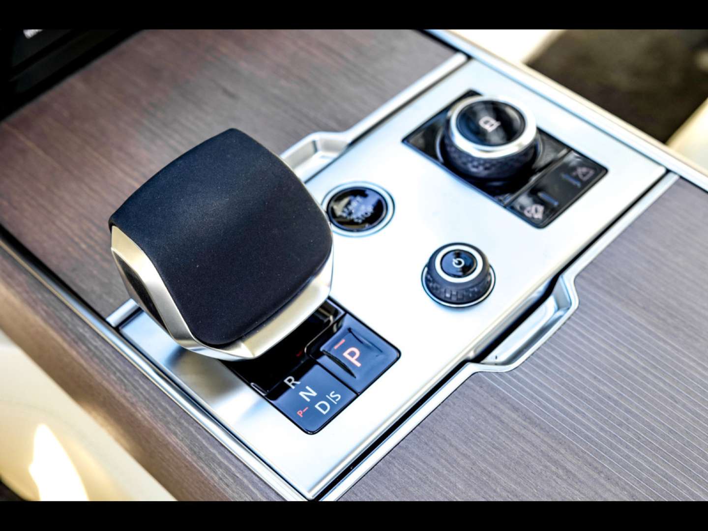 Land Rover Range Rover 4.4 P530 FIRST EDITION SWB AWDSHADOWEXECUTIVETV - 2022 - Joinsteer - #27
