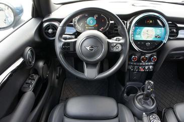 Mini Cabrio Classic Cooper — photo 9