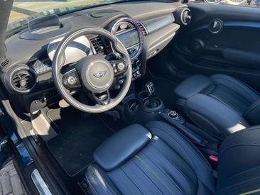 Mini Cabrio Sidewalk Cooper — photo 6