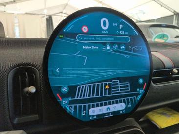 Mini Cooper JCW Cooper — photo 13