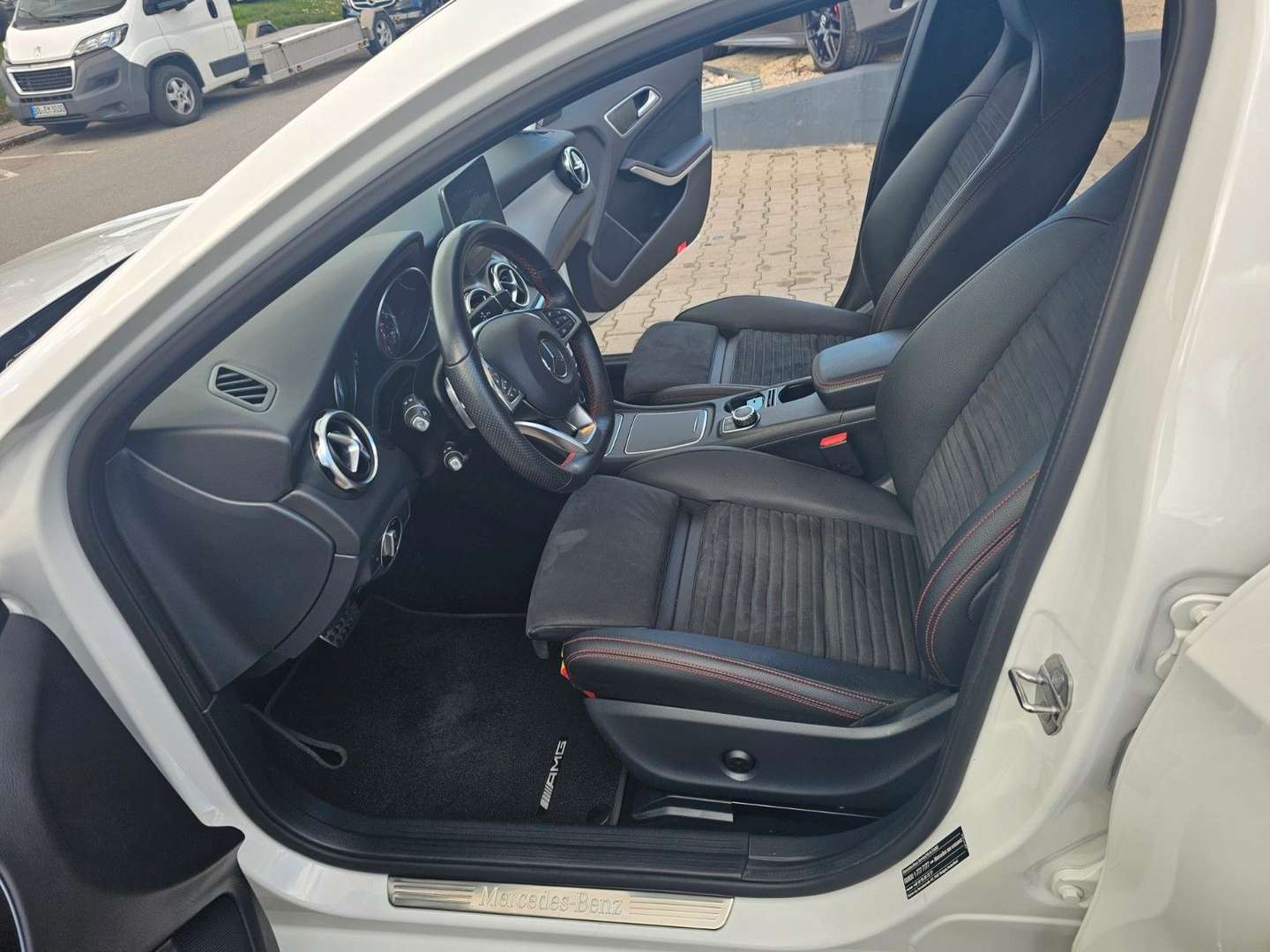 Mercedes GLA 200 AMG Line - 2019 - Joinsteer - #14
