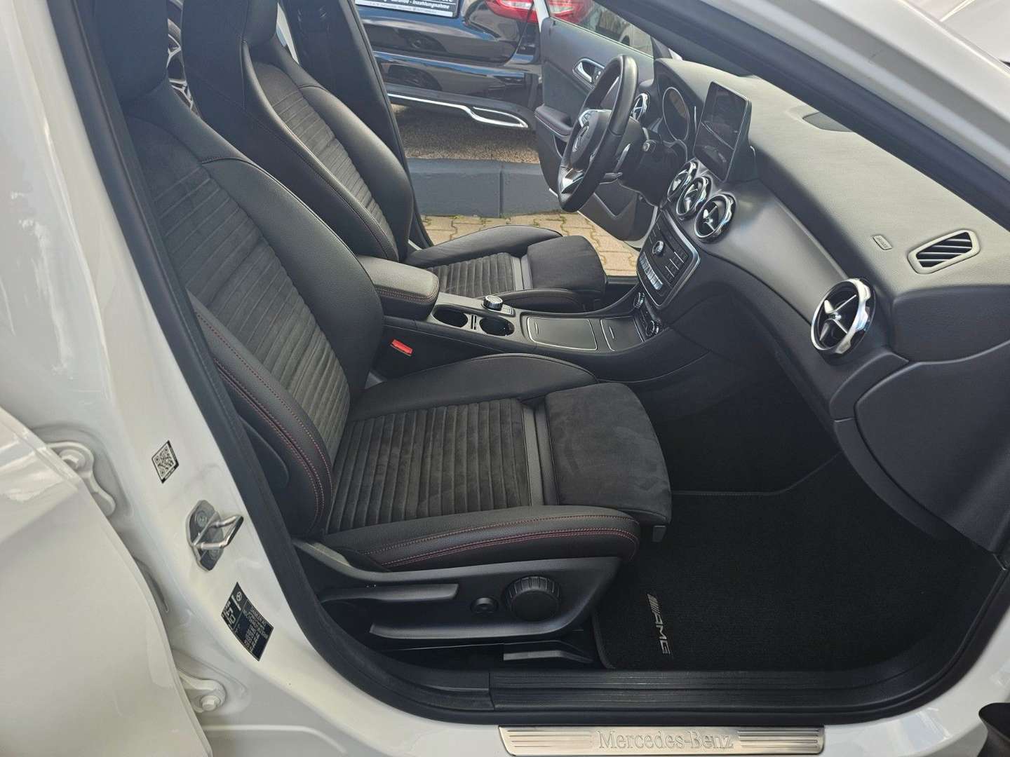 Mercedes GLA 200 AMG Line - 2019 - Joinsteer - #15