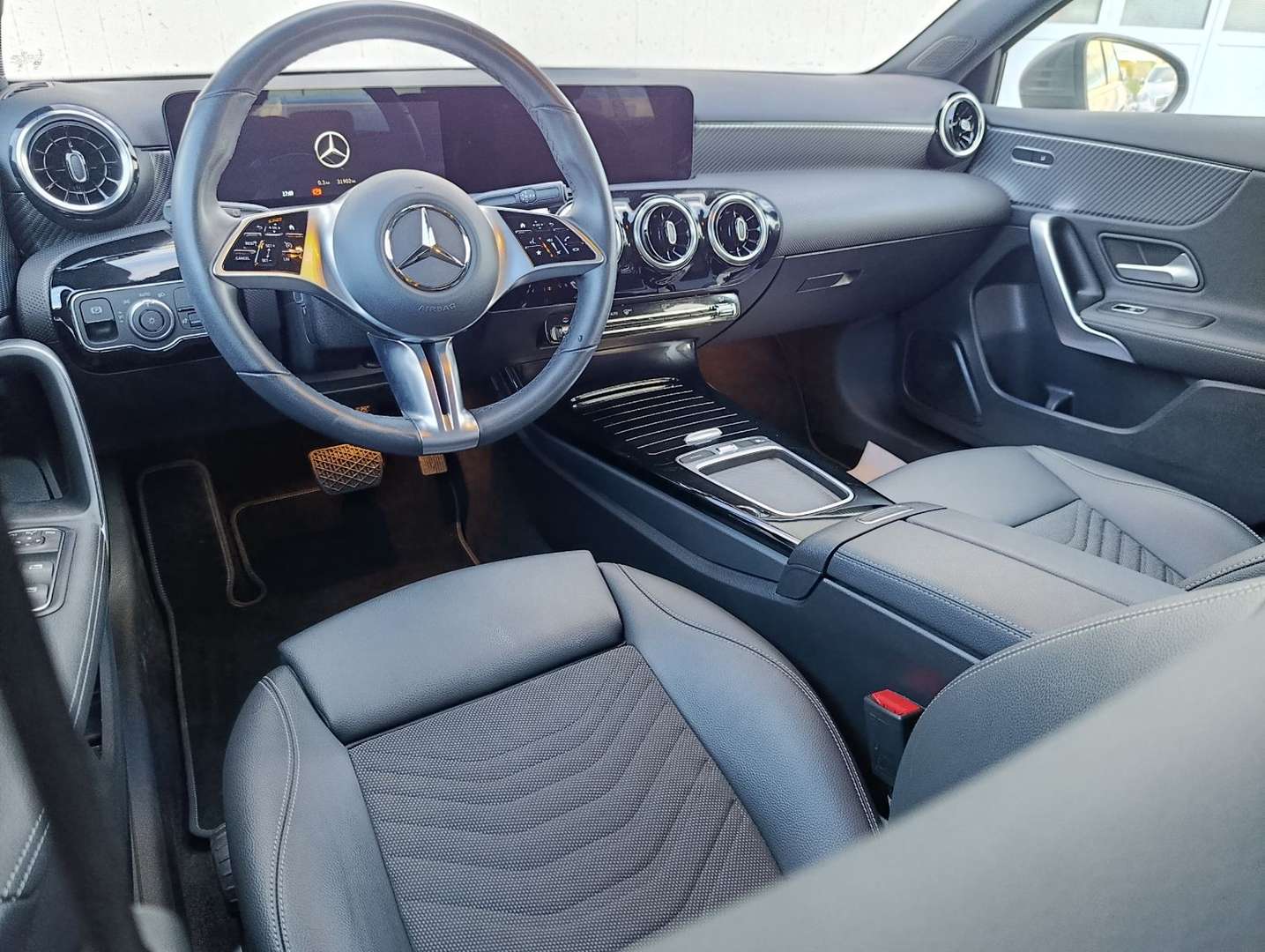 Mercedes Classe A 180 PROGRESSIVE - 2023 - Joinsteer - #11