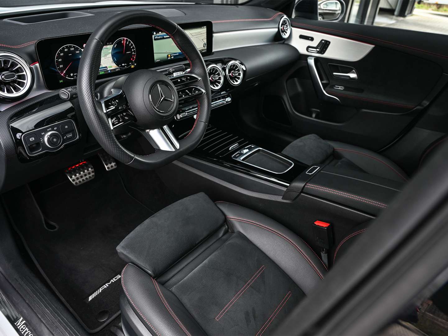 Mercedes CLA 250 E 250 AMG Line - 2025 - Joinsteer - #14