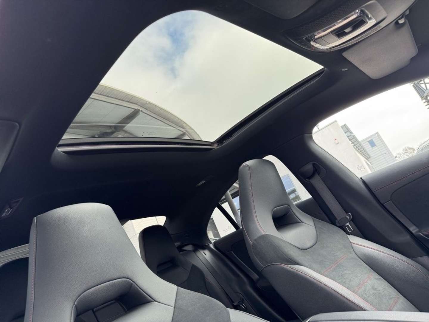 Mercedes CLA 200 Coupé 200 AMG Line - 2025 - Joinsteer - #6