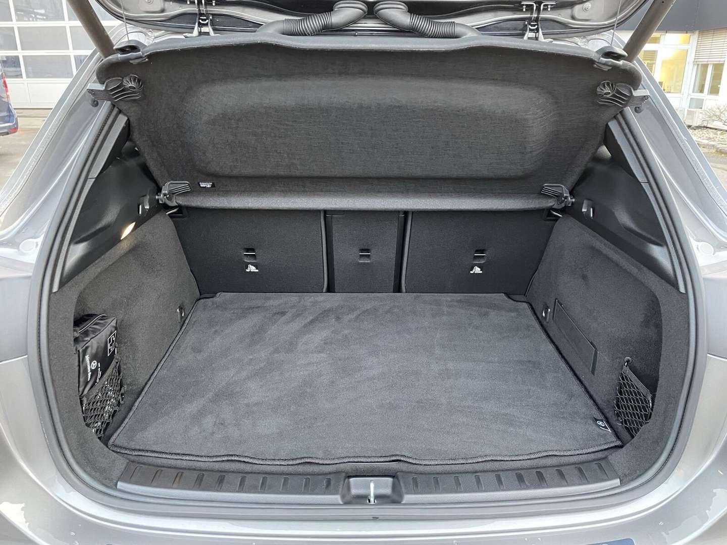 Mercedes EQA 300 - 2023 - Joinsteer - #8