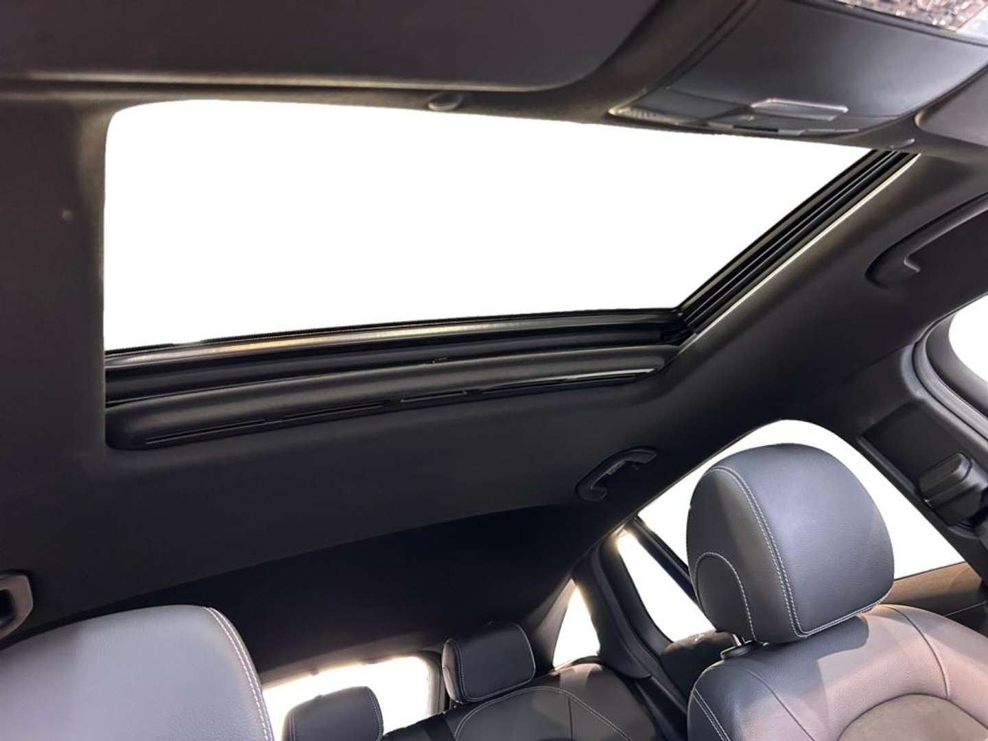 Mercedes EQC 400 AMG Line - 2023 - Joinsteer - #13