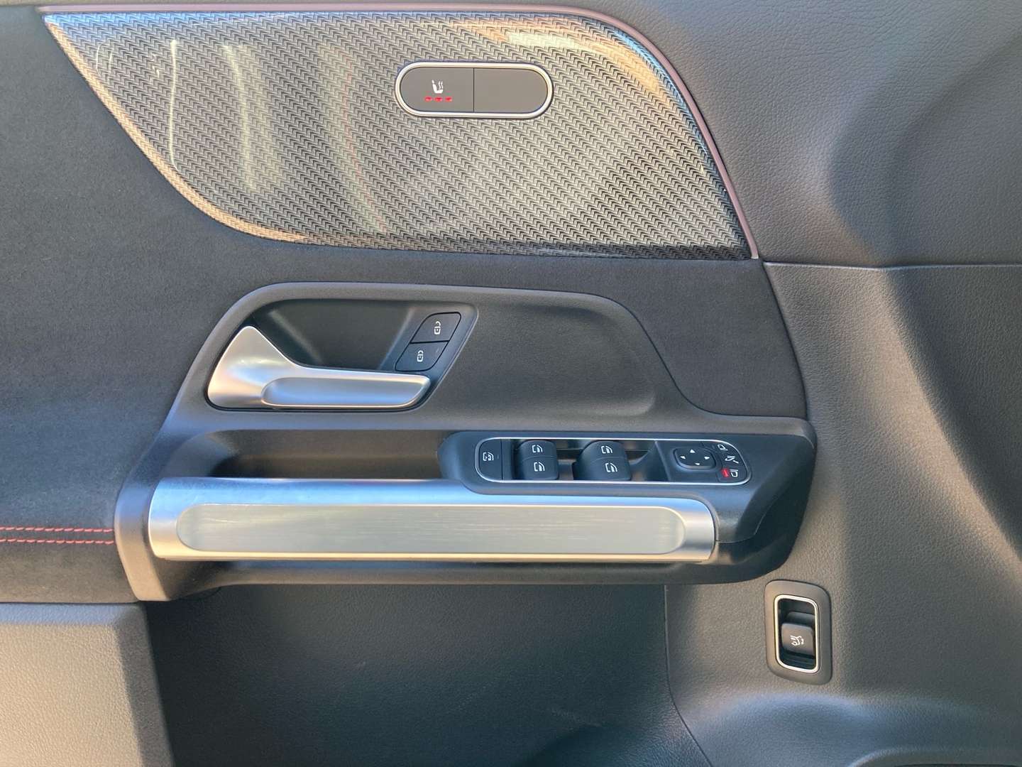 Mercedes GLB 220 Night Edition - 2022 - Joinsteer - #13