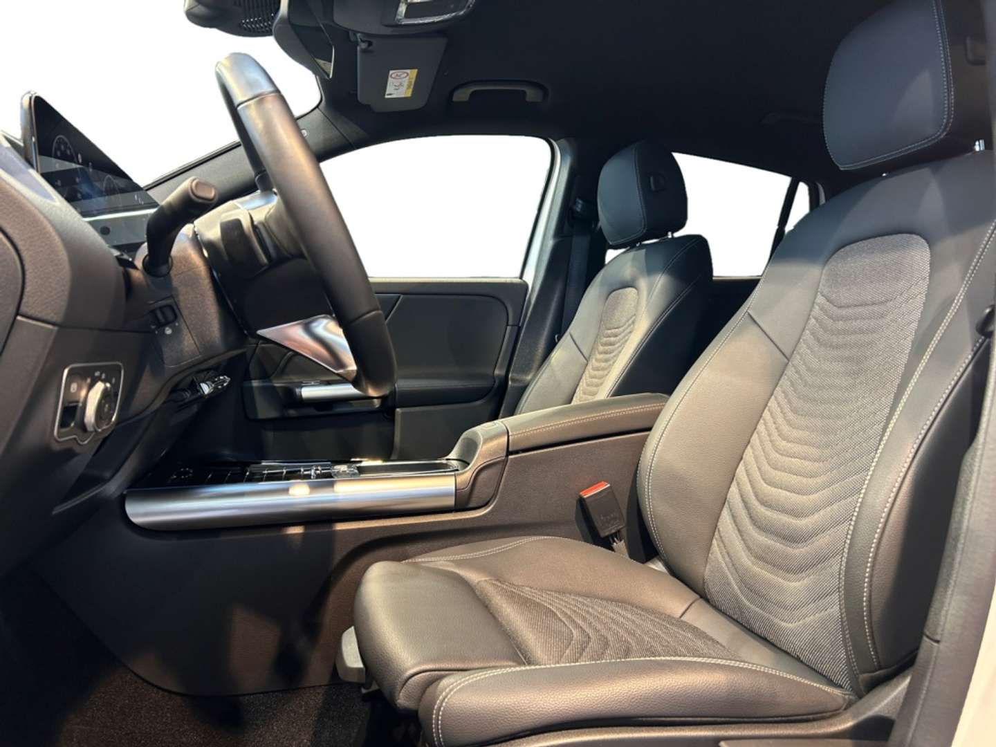 Mercedes GLA 200 Progressive - 2024 - Joinsteer - #5