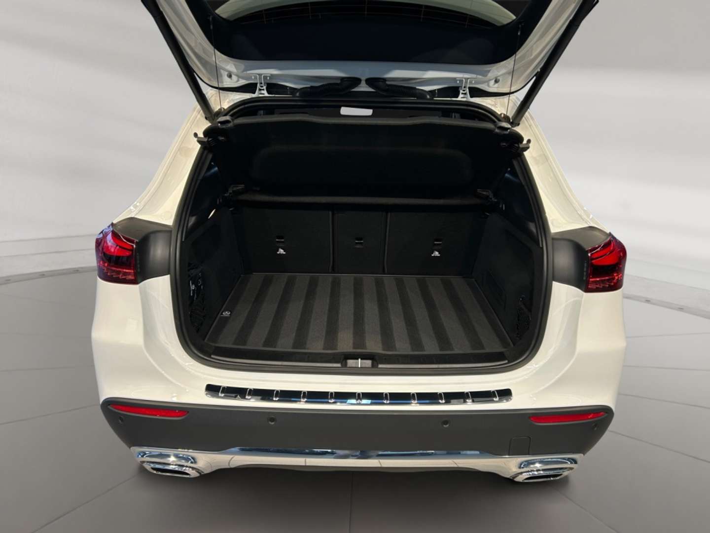 Mercedes GLA 200 Progressive - 2024 - Joinsteer - #12