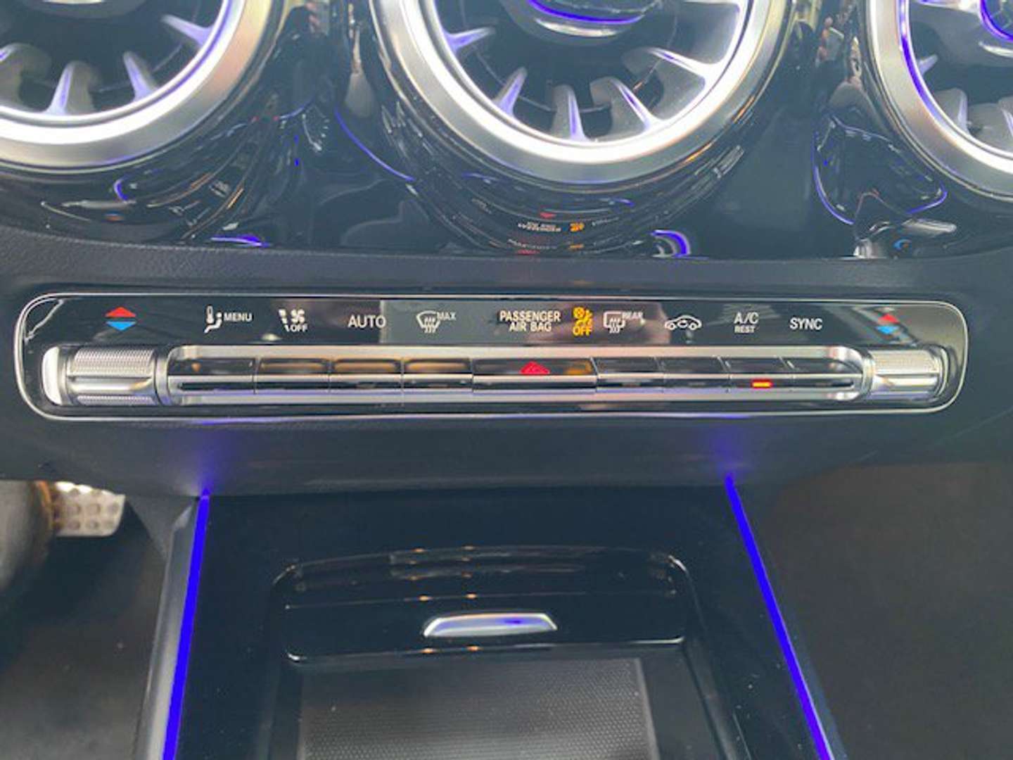 Mercedes GLA 200 Premium - 2023 - Joinsteer - #13