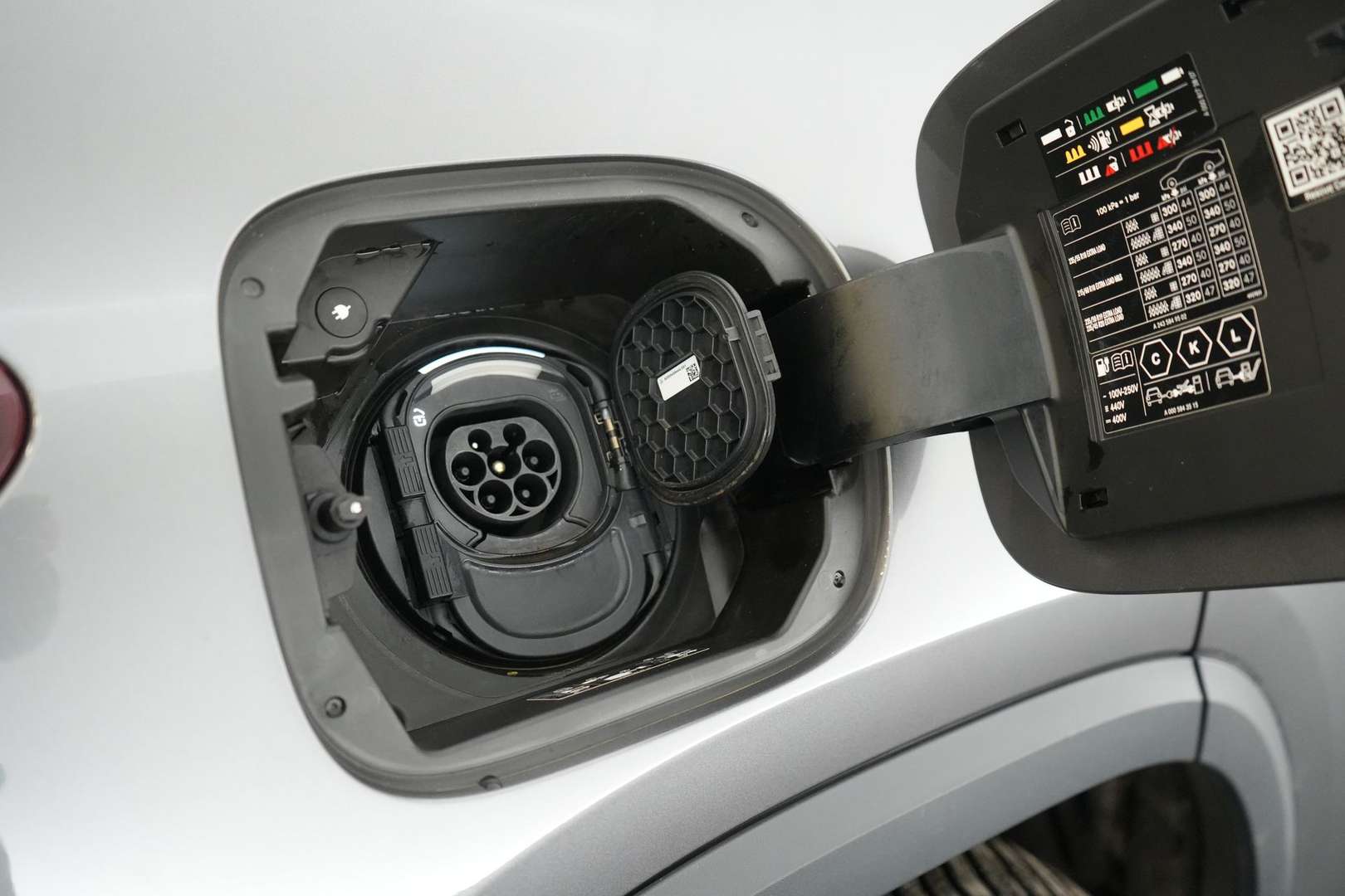 Mercedes EQA 250 BUSINESS - 2023 - Joinsteer - #18