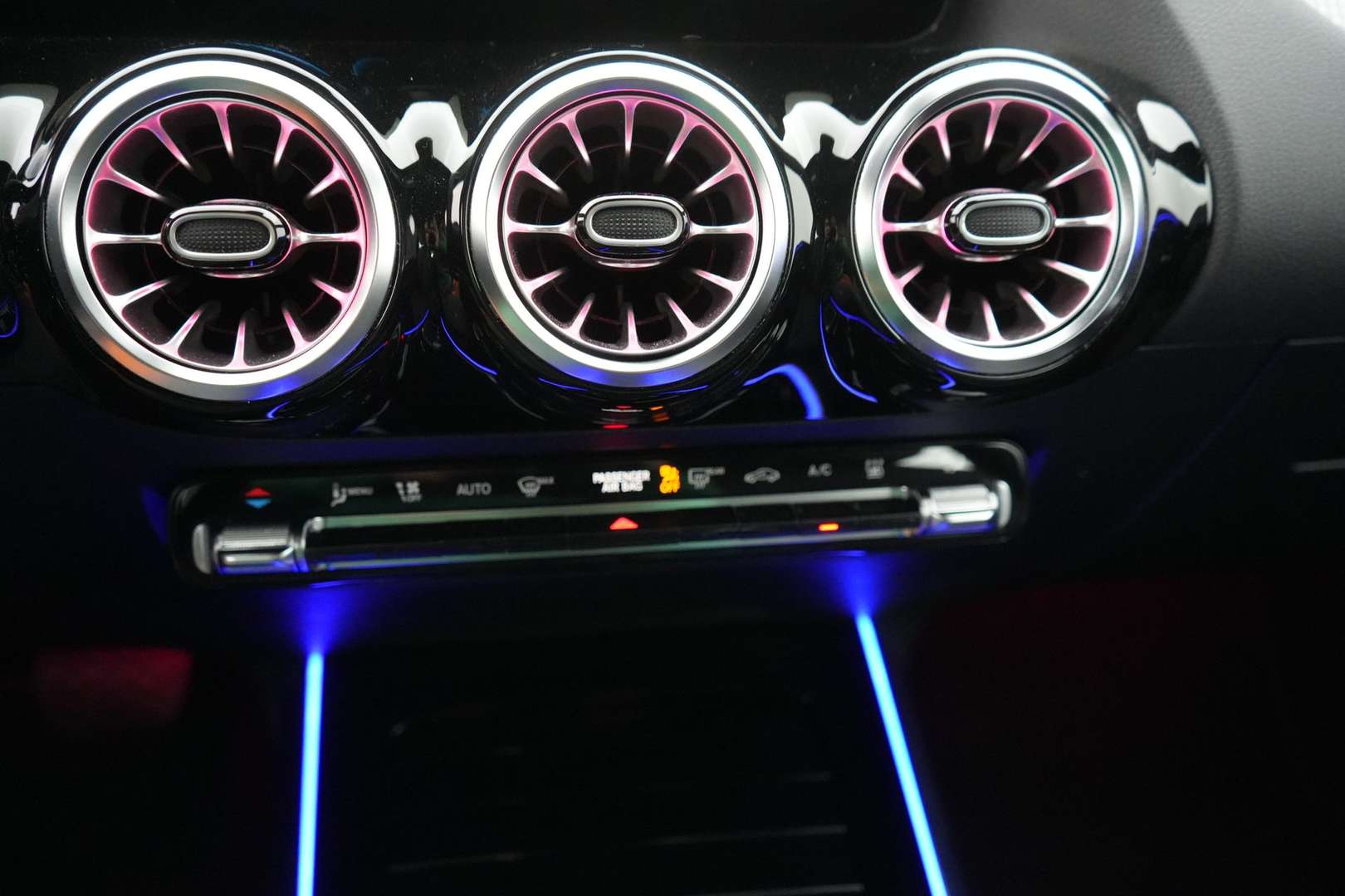 Mercedes EQA 250 BUSINESS - 2023 - Joinsteer - #21