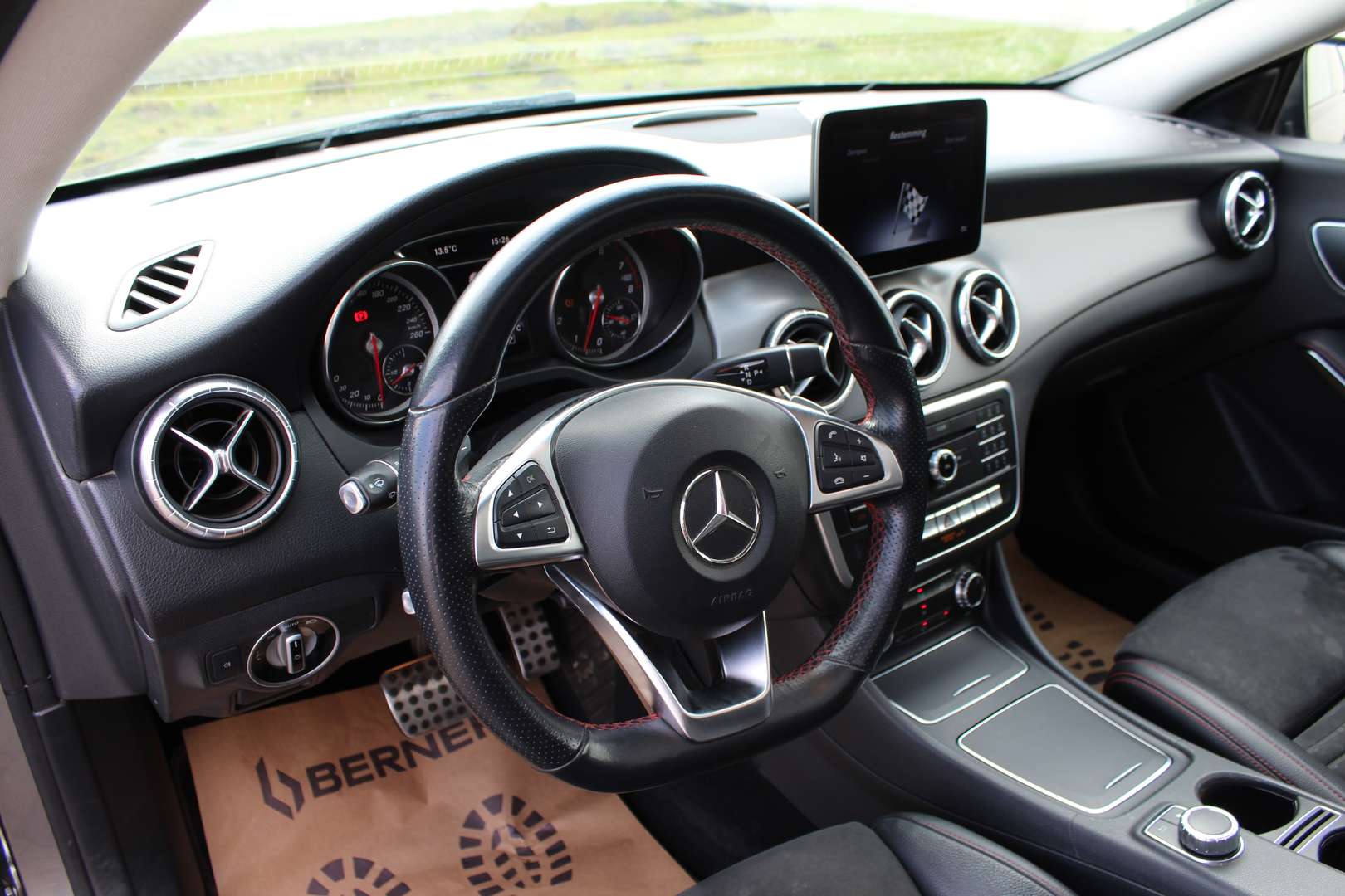 Mercedes CLA 180 Business - 2019 - Joinsteer - #20