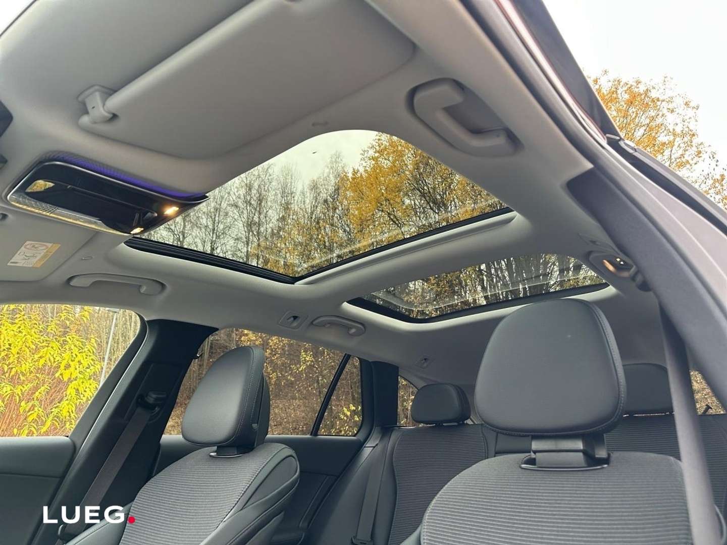 Mercedes Classe C 300 Avantgarde - 2024 - Joinsteer - #17