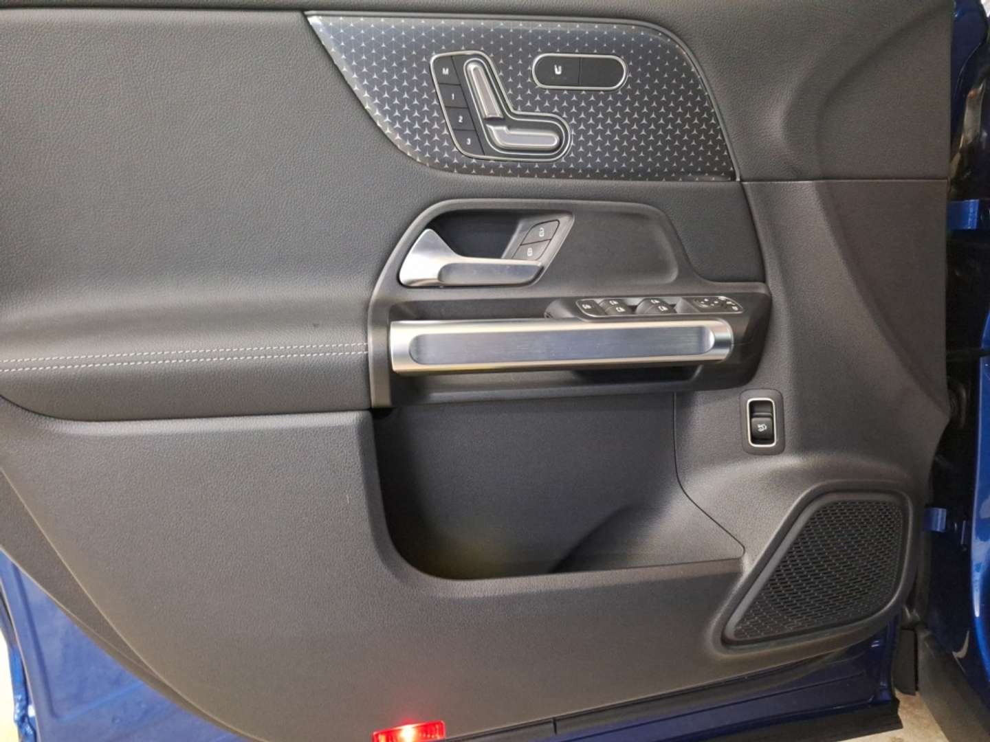 Mercedes EQB 300 Progressive - 2024 - Joinsteer - #10