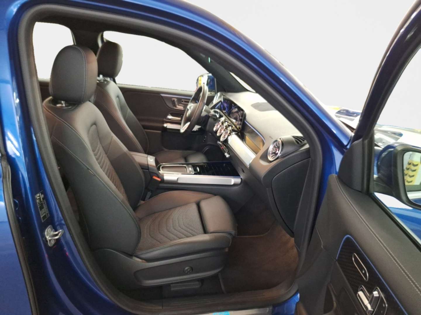 Mercedes EQB 300 Progressive - 2024 - Joinsteer - #16