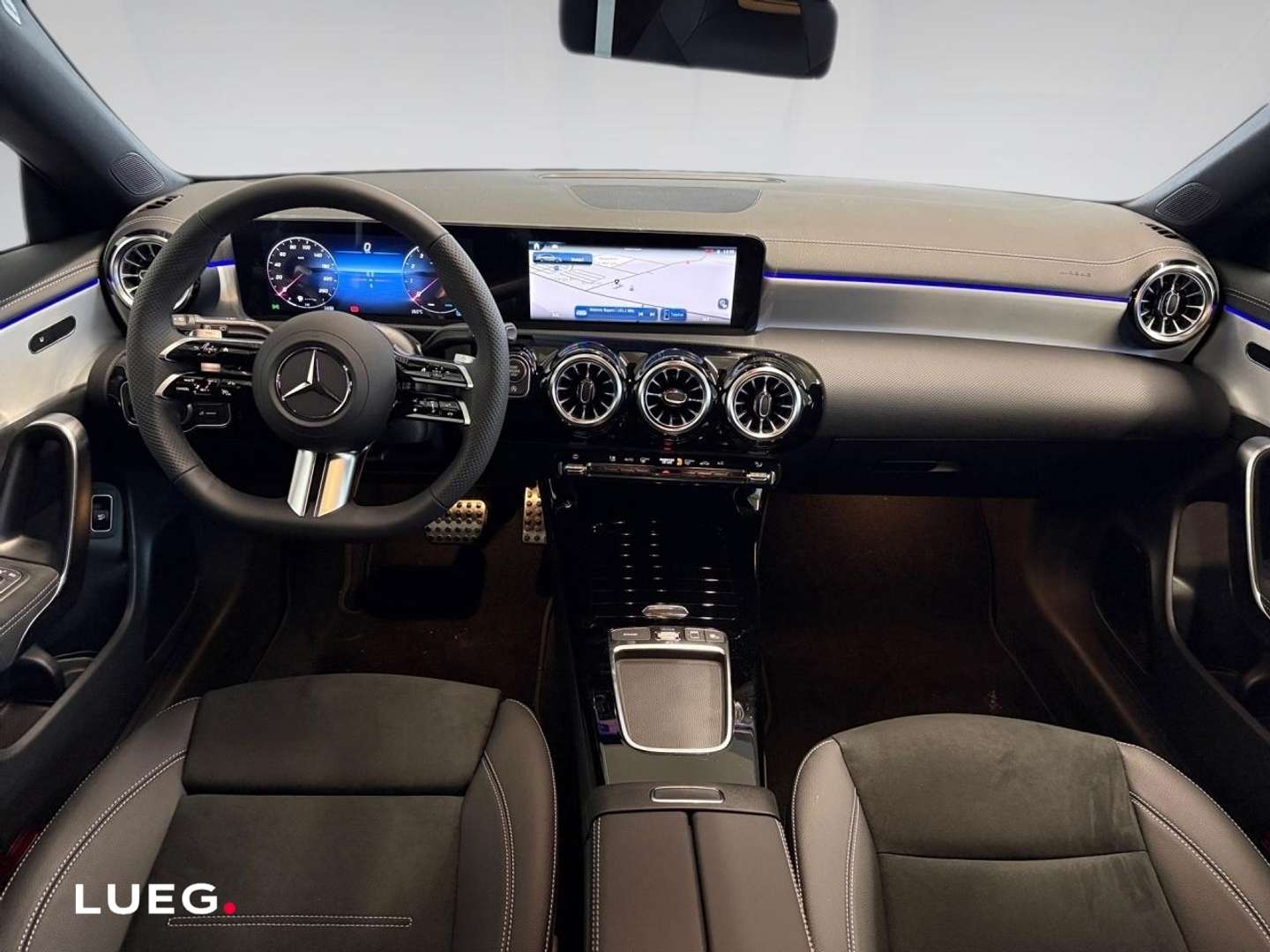 Mercedes CLA Shooting Break 200 AMG-LINE - 2025 - Joinsteer - #9