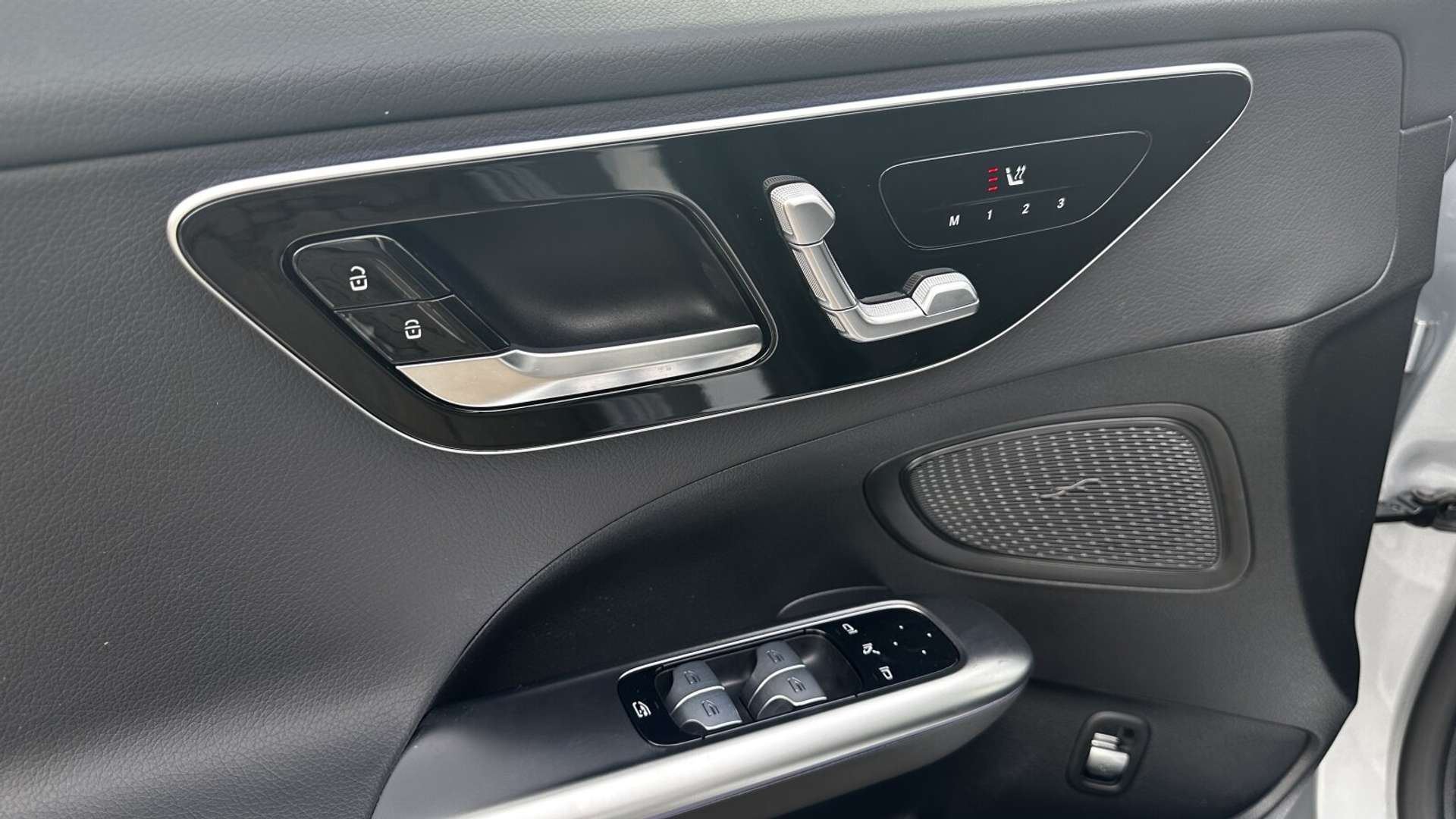 Mercedes Classe C 300 Avantgarde - 2024 - Joinsteer - #15