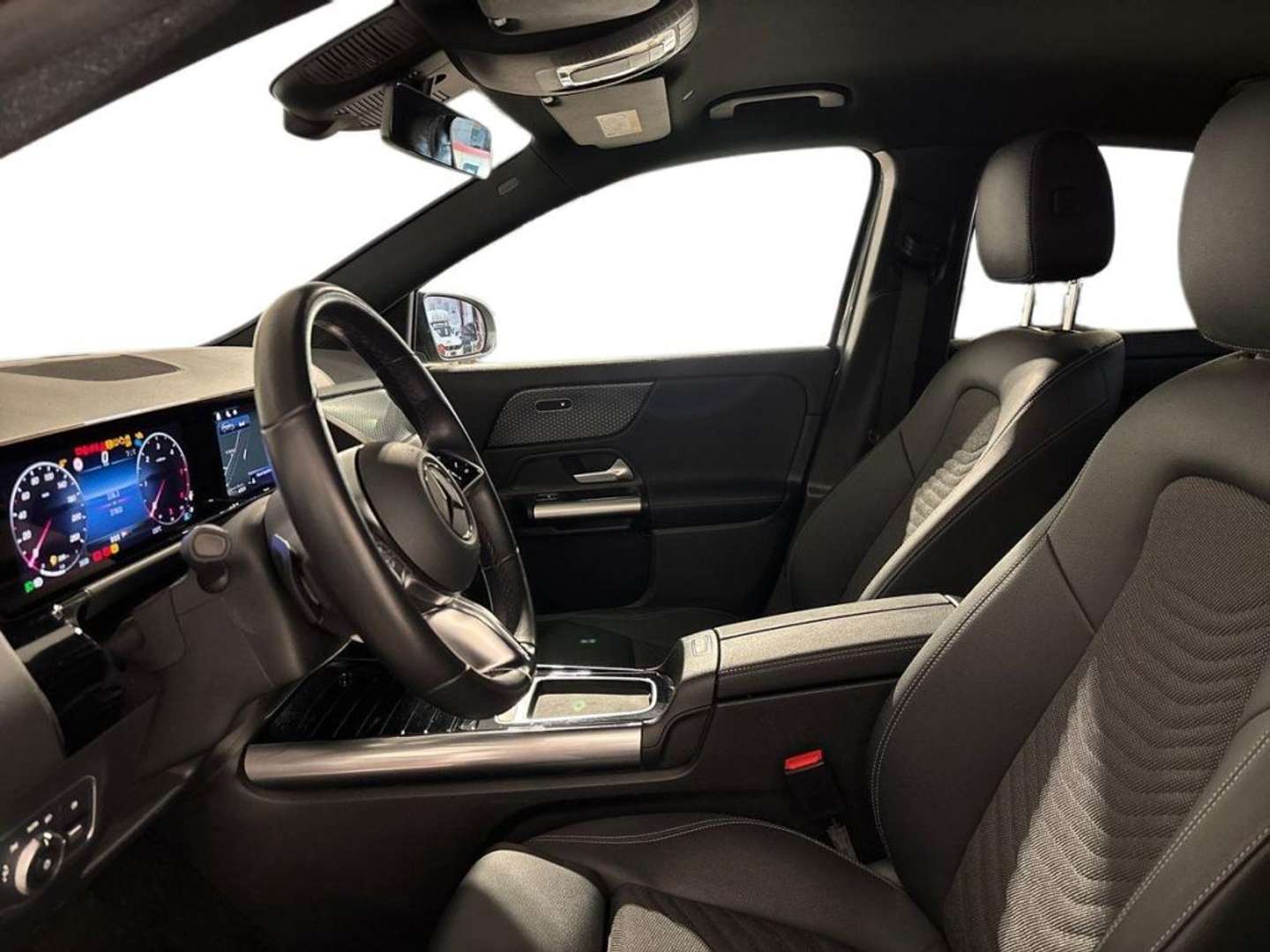 Mercedes GLA 200 Progressive - 2025 - Joinsteer - #10