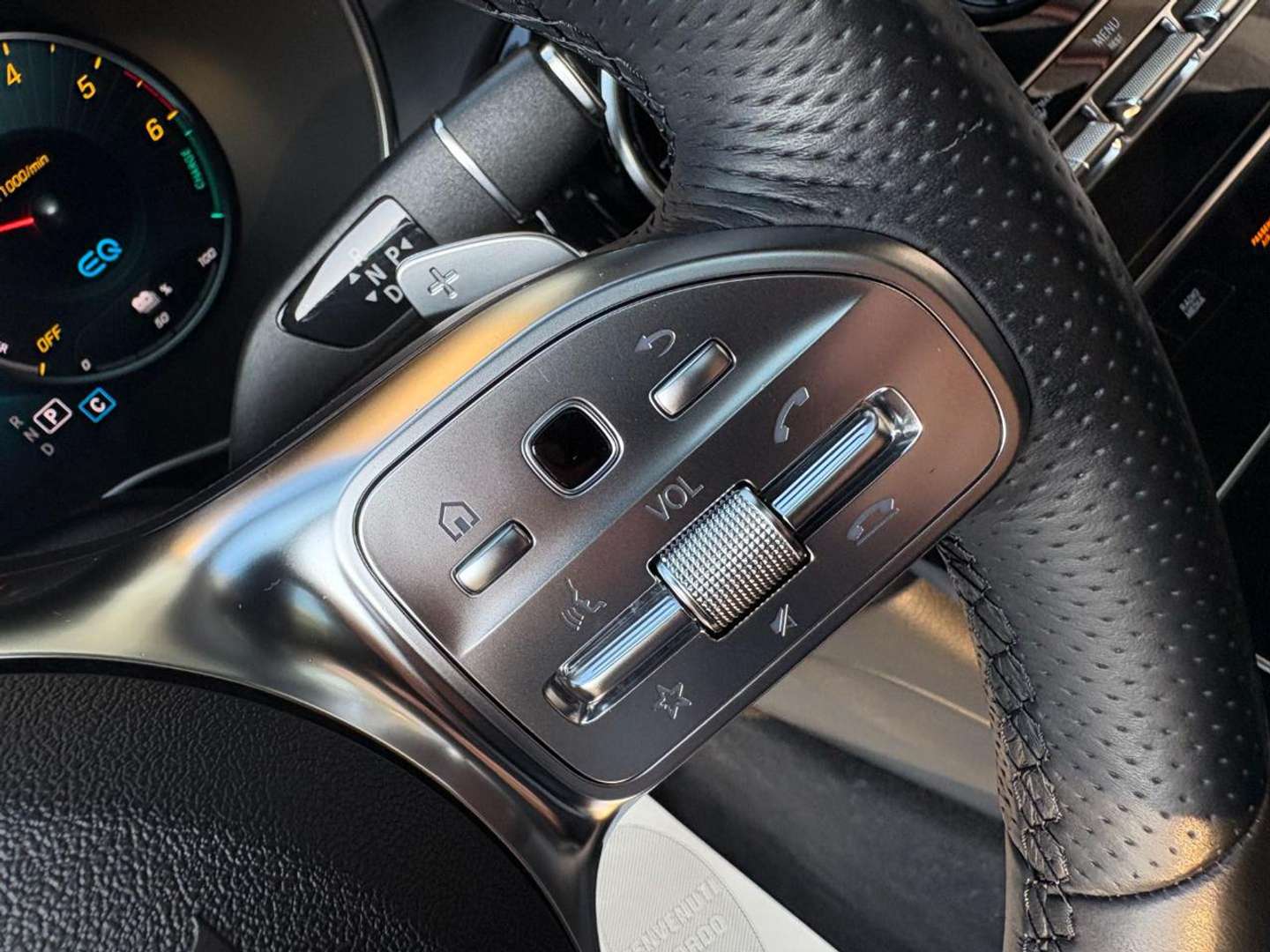 Mercedes GLC Coupé 300 Premium - 2022 - Joinsteer - #25