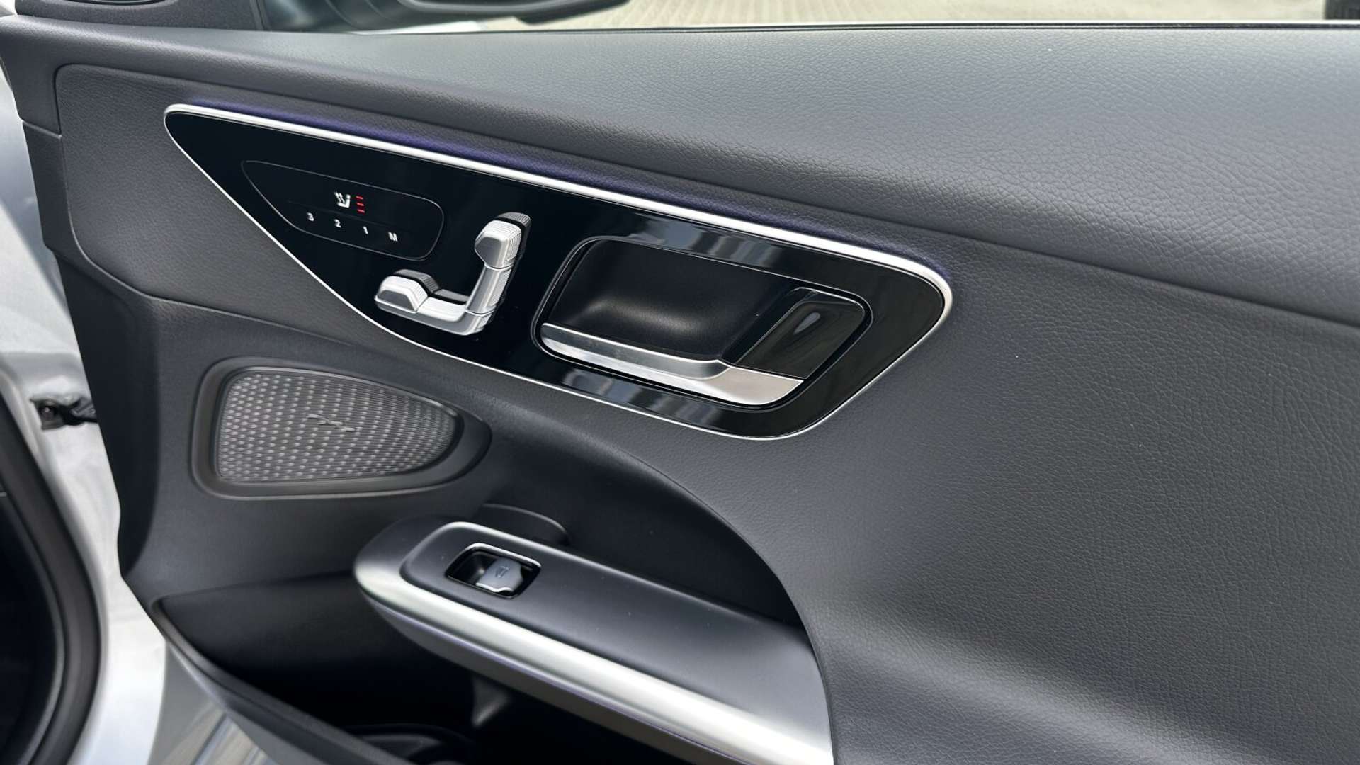 Mercedes Classe C 300 Avantgarde - 2024 - Joinsteer - #31