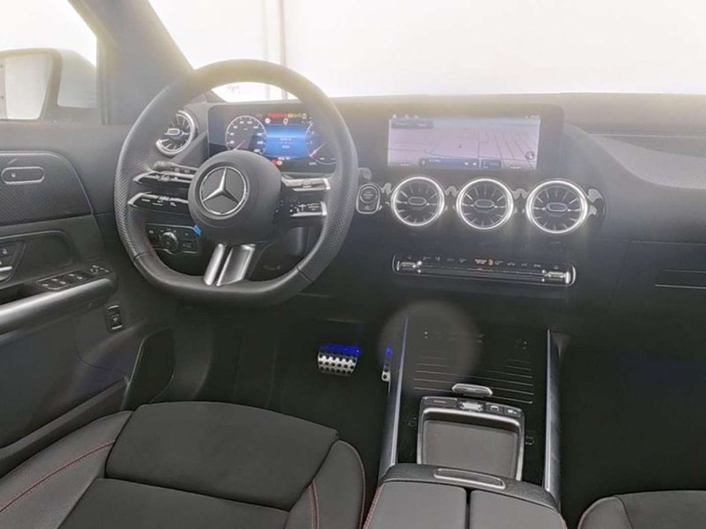 Mercedes GLA 180 AMG Line - 2025 - Joinsteer - #4