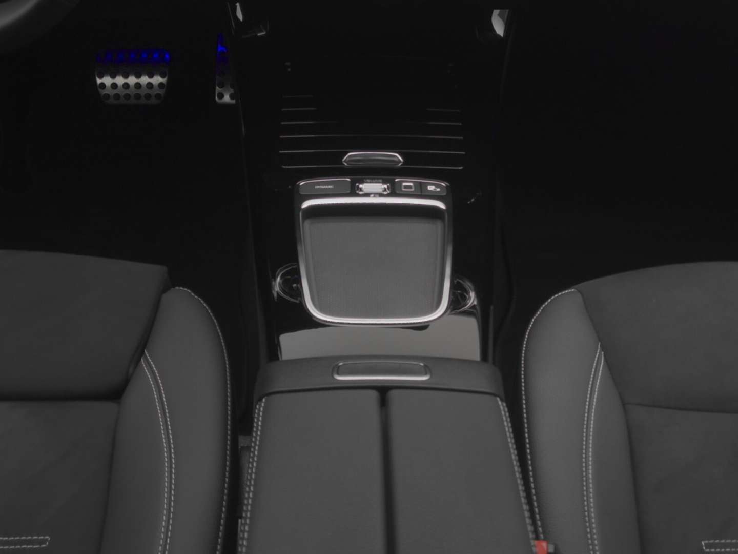 Mercedes CLA 200 AMG Line - 2025 - Joinsteer - #21