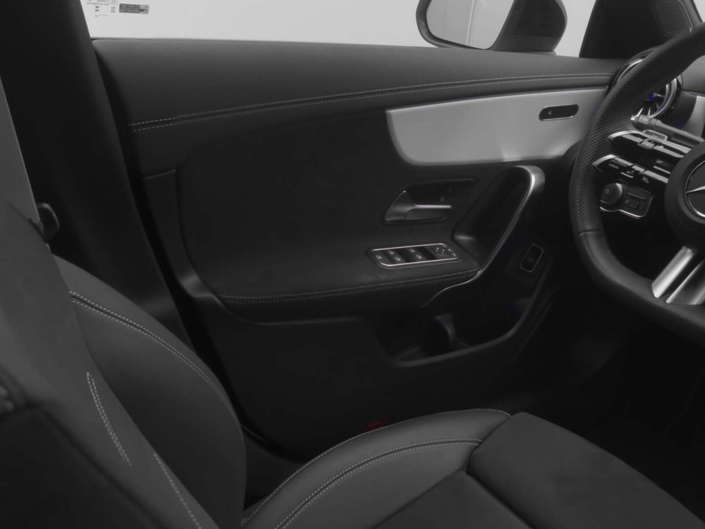 Mercedes CLA 200 AMG Line - 2025 - Joinsteer - #23