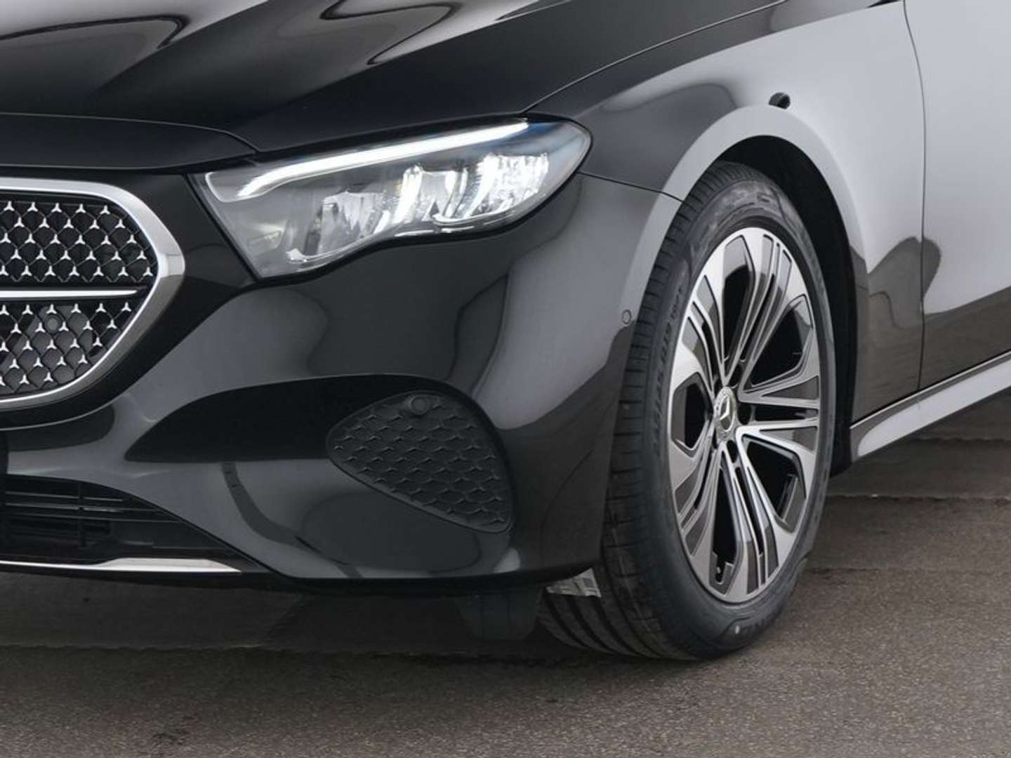 Mercedes Classe E 220 Avantgarde - 2025 - Joinsteer - #2