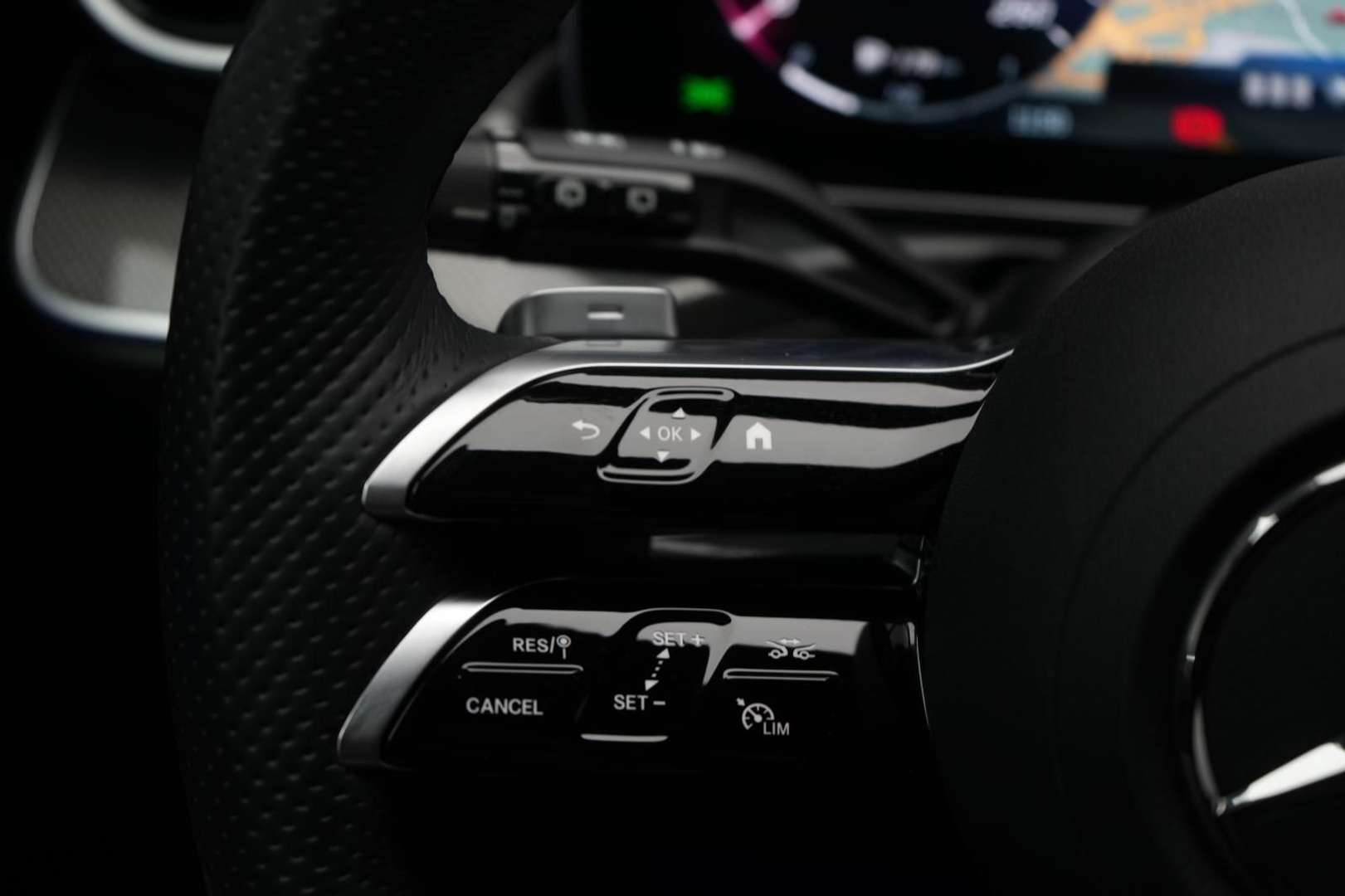 Mercedes Classe C 300 AMG Line - 2023 - Joinsteer - #18