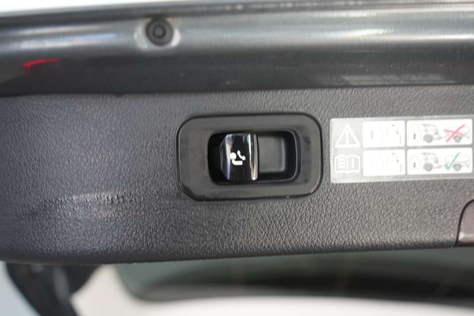 Mercedes Classe C C 220 Avantgarde - 2023 - Joinsteer - #29