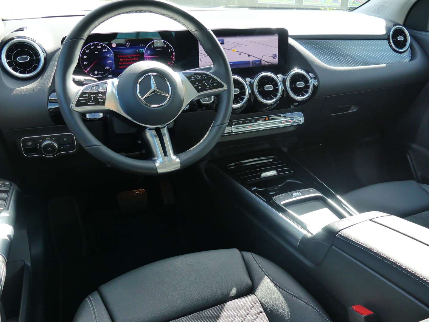 Mercedes GLA 180 Progressive - 2025 - Joinsteer - #5